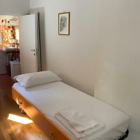 Casa Nel Borgo Дом отдыха Болонья
